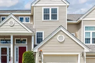 102 Lordvale Blvd, Grafton, MA 01536 - Photo 2