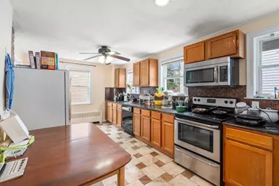5 Hearn St, Watertown, MA 02472 - Photo 22