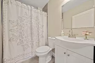 93 Cross St, Randolph, MA 02368 - Photo 16