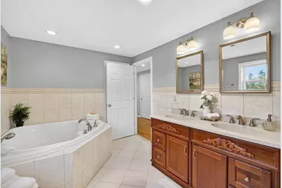 24 Hampstead Street, Methuen, MA 01844 - Photo 28