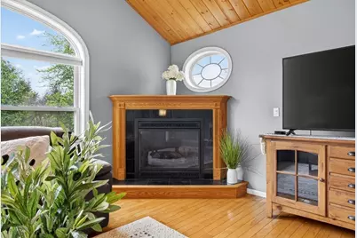 24 Hampstead Street, Methuen, MA 01844 - Photo 12