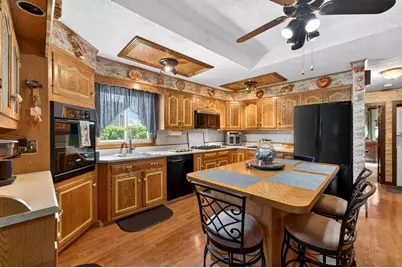 1096 Joyce Street, New Bedford, MA 02745 - Photo 12