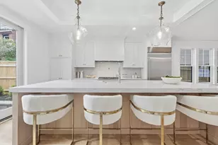 14 Prospect St, Boston, MA 02129 - Photo 6