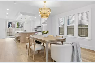 14 Prospect St, Boston, MA 02129 - Photo 4