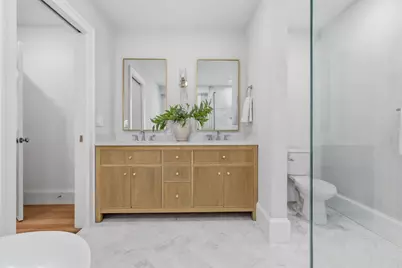 14 Prospect St, Boston, MA 02129 - Photo 14