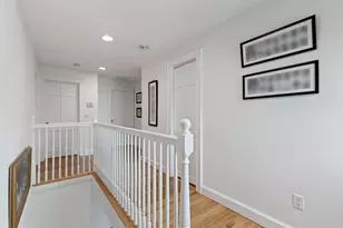 542 Commonwealth Ave, Newton, MA 02459 - Photo 16