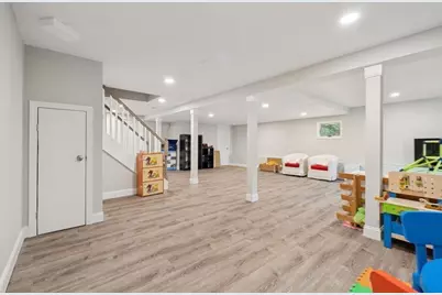 20 Murdock Rd, Stoneham, MA 02180 - Photo 32