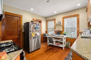 204 School St, Watertown, MA 02472 - Photo 12