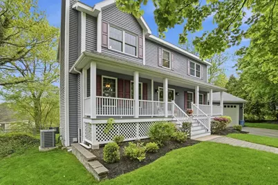 18 Oakridge Dr, Saugus, MA 01906 - Photo 2