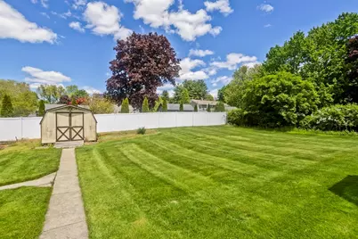 20 Hendom Dr, Agawam, MA 01030 - Photo 4