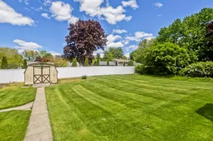 20 Hendom Dr, Agawam, MA 01030 - Photo 4