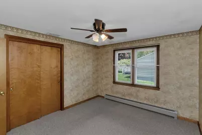 20 Hendom Dr, Agawam, MA 01030 - Photo 24