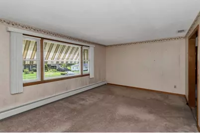 20 Hendom Dr, Agawam, MA 01030 - Photo 18
