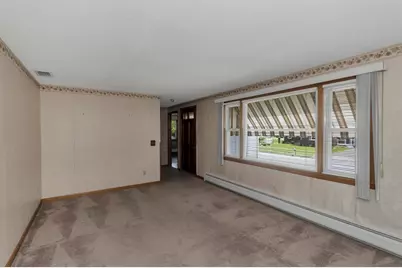 20 Hendom Dr, Agawam, MA 01030 - Photo 16