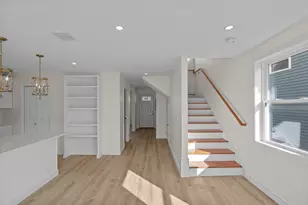 25 Lebanon St, Fall River, MA 02723 - Photo 10