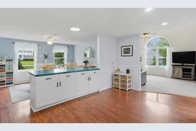 17 Unicorn Circle, Amesbury, MA 01913 - Photo 8
