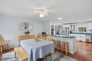17 Unicorn Cir, Amesbury, MA 01913 - Photo 14