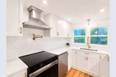 9 Bridge St, Medfield, MA 02052 - Photo 6