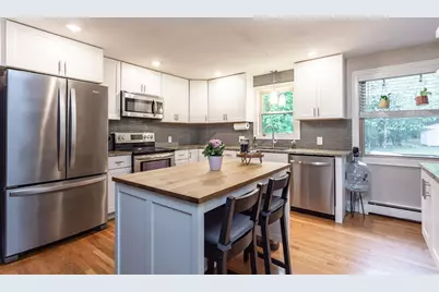 56 Harcourt Ave, Lakeville, MA 02347 - Photo 4