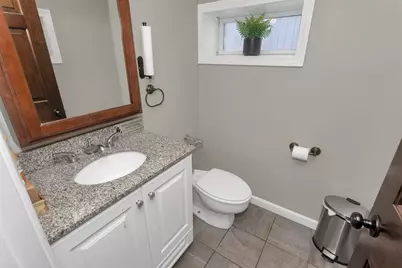 417 Montgomery St, Chicopee, MA 01020 - Photo 14