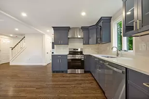 53 Highland St, Walpole, MA 02081 - Photo 12