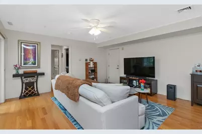 29 Spruce St #23, Waltham, MA 02453 - Photo 10
