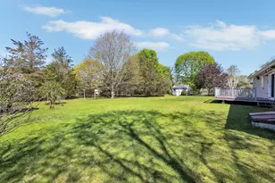 33 Thatchers Ln, Falmouth, MA 02536 - Photo 32