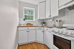 9 Dexter St, Malden, MA 02148 - Photo 18