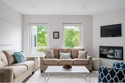 317 Belgrade Ave #407, Boston, MA 02131 - Photo 8