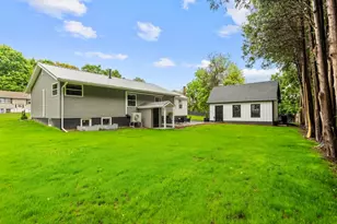 6 Phillips Dr, Holyoke, MA 01040 - Photo 6