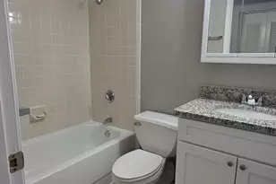 25 S Point Dr, Boston, MA 02125 - Photo 6