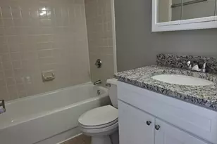 25 S Point Dr, Boston, MA 02125 - Photo 8