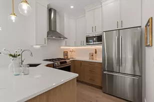 326 Lowell St, Somerville, MA 02145 - Photo 4