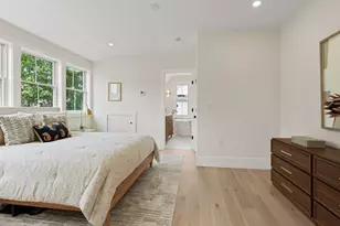 326 Lowell St, Somerville, MA 02145 - Photo 8