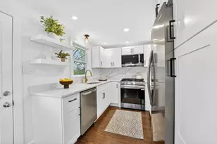 7 Franklin St, Boston, MA 02136 - Photo 16