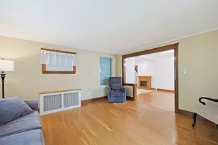 86 Hawthorne St, Boston, MA 02131 - Photo 4