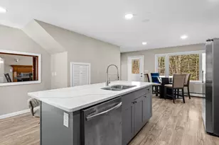 549 Main St, Townsend, MA 01474 - Photo 4