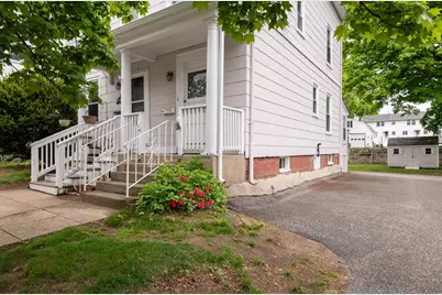 9 Emerald #A, Wakefield, MA 01880 - Photo 2