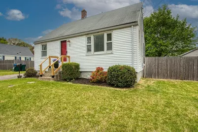 15 Jefferson Rd, Holbrook, MA 02343 - Photo 1