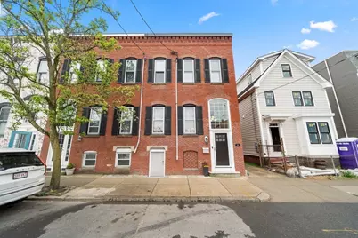 823 East Third Street, Boston, MA 02127 - Photo 32