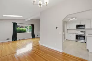 27 Clearview Dr, Framingham, MA 01701 - Photo 12