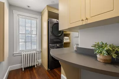 14 Pinckney Street, Boston, MA 02114 - Photo 24