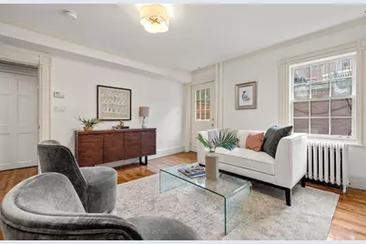 14 Pinckney Street, Boston, MA 02114 - Photo 18