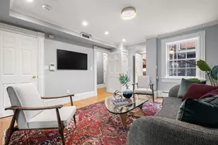 14 Pinckney St, Boston, MA 02114 - Photo 6
