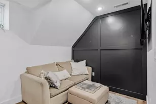 211 West 9th, Boston, MA 02127 - Photo 2