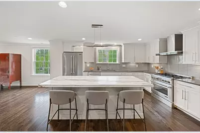 29 Woodmere Dr #29, Milton, MA 02186 - Photo 8