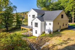 7 High St, Southampton, MA 01073 - Photo 2