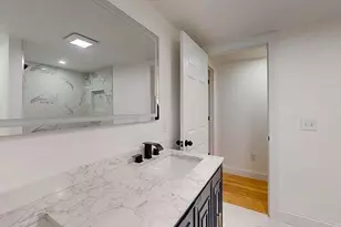 107 Washington St, Hudson, MA 01749 - Photo 16