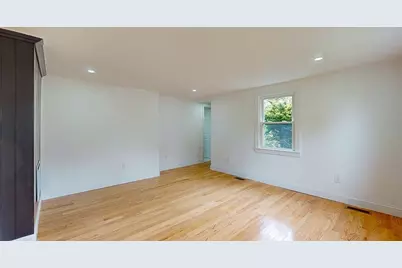 107 Washington St, Hudson, MA 01749 - Photo 14
