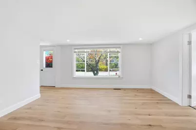 304 High St, Randolph, MA 02368 - Photo 6